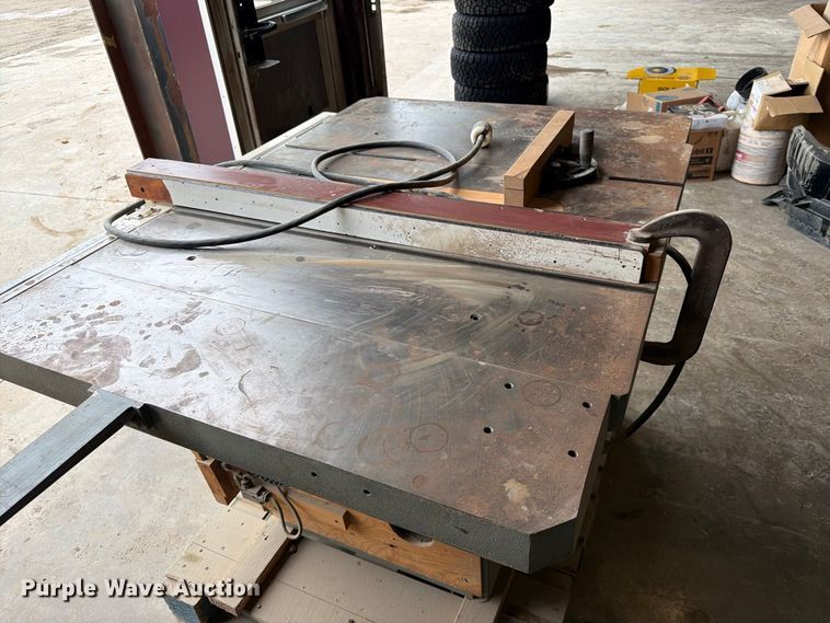 image for item FK3612 2002 Invicta Delta 36789 table saw