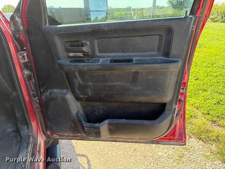 image for item FK3626 2014 RAM 3500 utility bed pickup truck