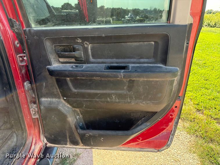 image for item FK3626 2014 RAM 3500 utility bed pickup truck