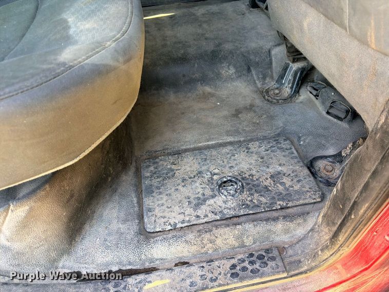 image for item FK3626 2014 RAM 3500 utility bed pickup truck