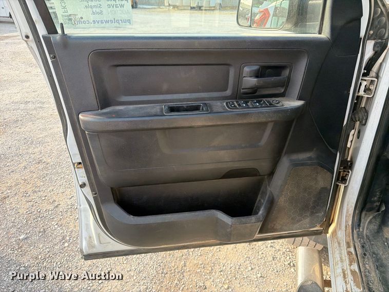 image for item FK3646 2014 RAM 4500 Crew Cab truck cab and chassis