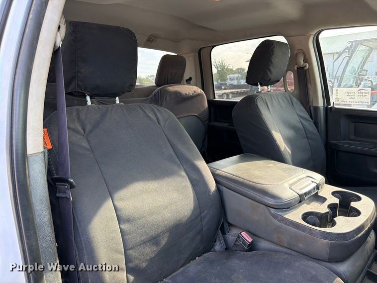 image for item FK3646 2014 RAM 4500 Crew Cab truck cab and chassis