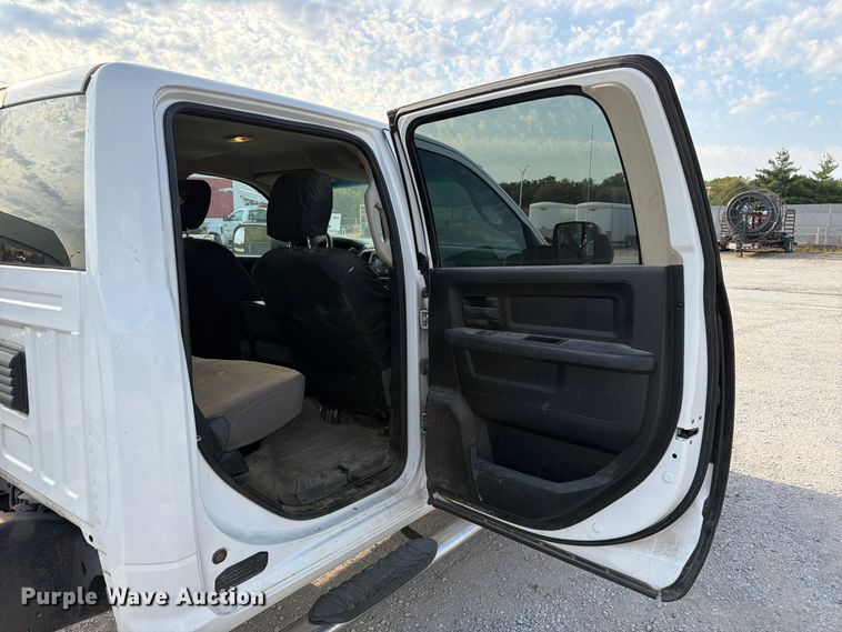 image for item FK3646 2014 RAM 4500 Crew Cab truck cab and chassis