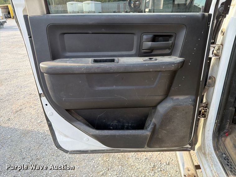 image for item FK3646 2014 RAM 4500 Crew Cab truck cab and chassis