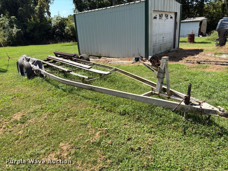 image for item FK3649 1985 Kingsway SC-21 boat trailer