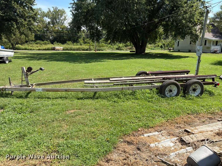 image for item FK3649 1985 Kingsway SC-21 boat trailer