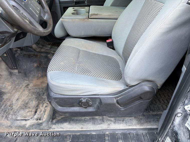 image for item FK3653 2013 Ford F250 Super Duty XL Ext. Cab pickup truck