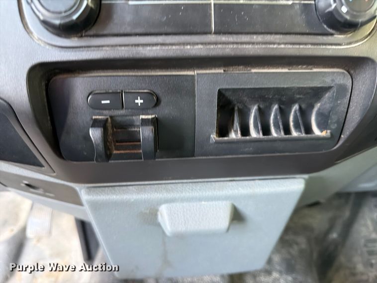 image for item FK3653 2013 Ford F250 Super Duty XL Ext. Cab pickup truck
