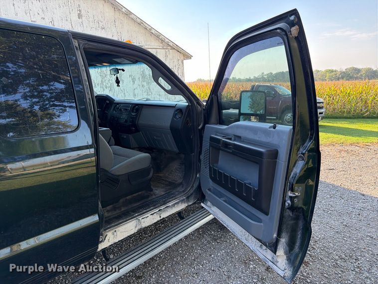 image for item FK3653 2013 Ford F250 Super Duty XL Ext. Cab pickup truck