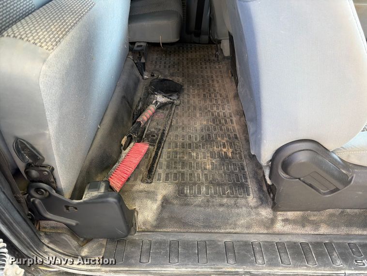 image for item FK3653 2013 Ford F250 Super Duty XL Ext. Cab pickup truck