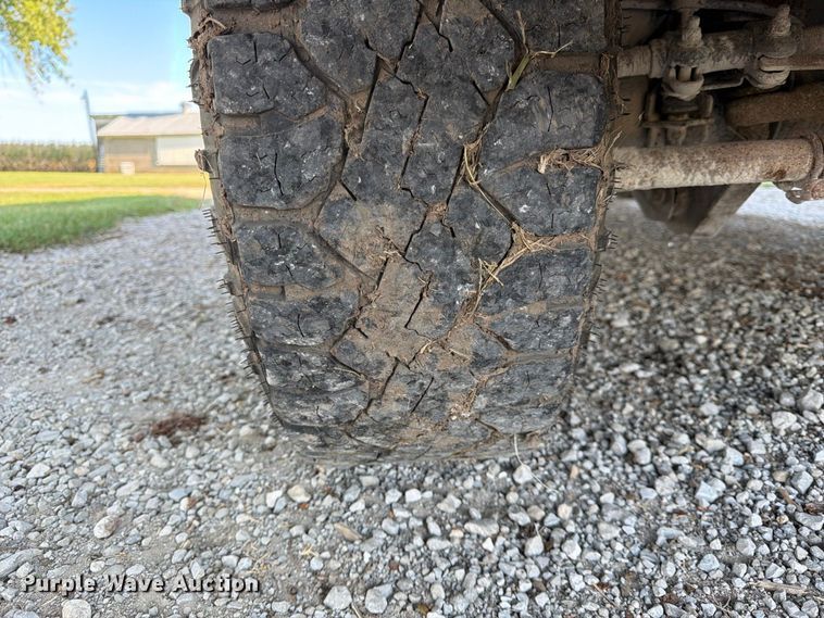 image for item FK3653 2013 Ford F250 Super Duty XL Ext. Cab pickup truck