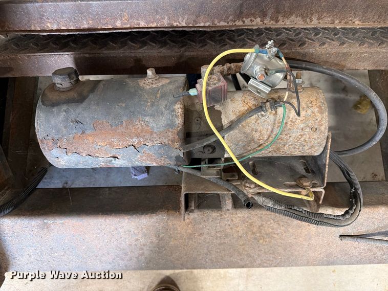 image for item FK3674 Thieman end gate lift