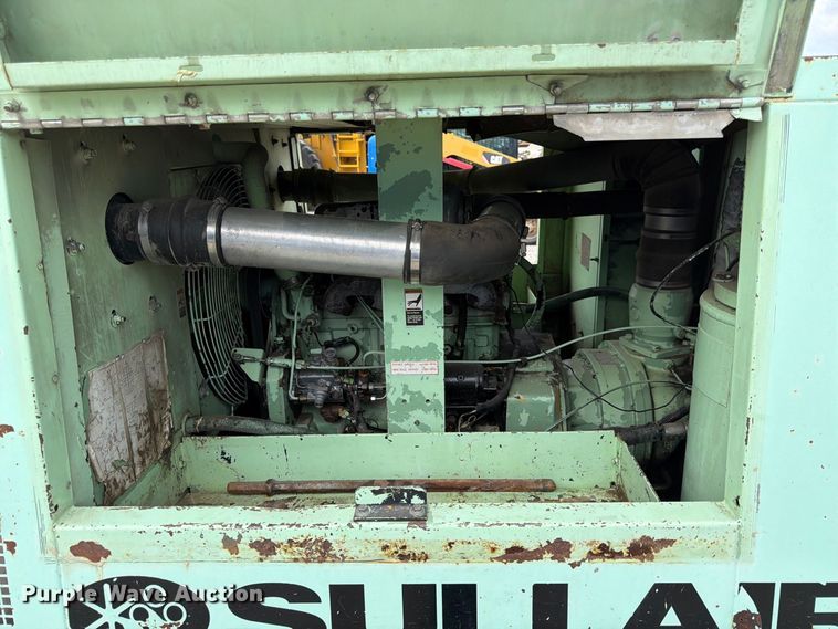 image for item FK3697 Sullair 425 air compressor