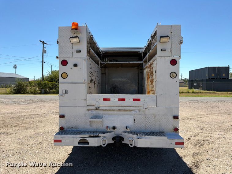 image for item FK3711 2002 Ford F750 Super Duty utility / service truck