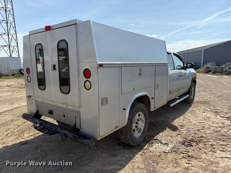 image for item FK3719 2012 Chevrolet Silverado 2500HD Ext. Cab utility bed pickup truck