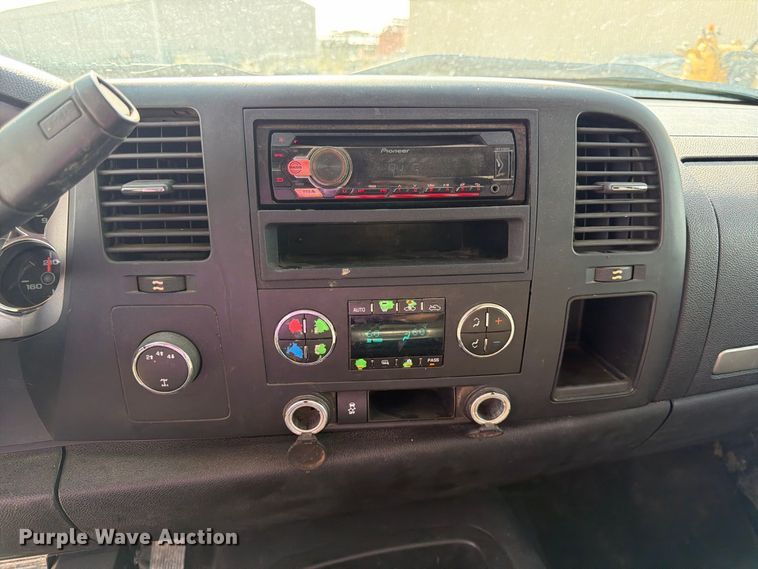 image for item FK3719 2012 Chevrolet Silverado 2500HD Ext. Cab utility bed pickup truck