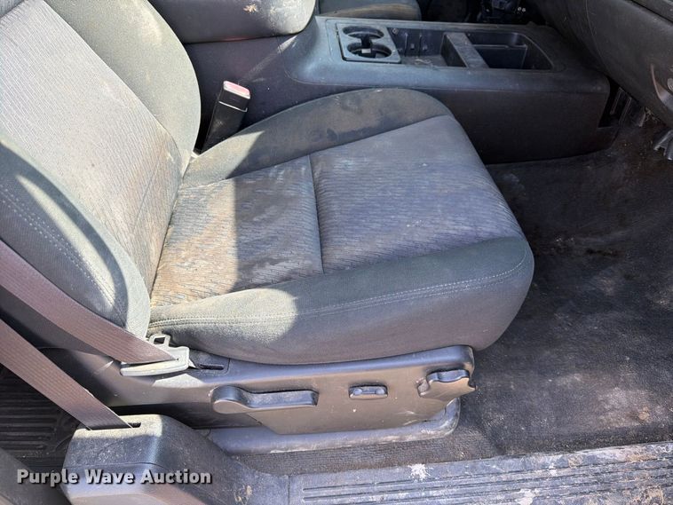 image for item FK3719 2012 Chevrolet Silverado 2500HD Ext. Cab utility bed pickup truck