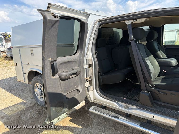 image for item FK3719 2012 Chevrolet Silverado 2500HD Ext. Cab utility bed pickup truck