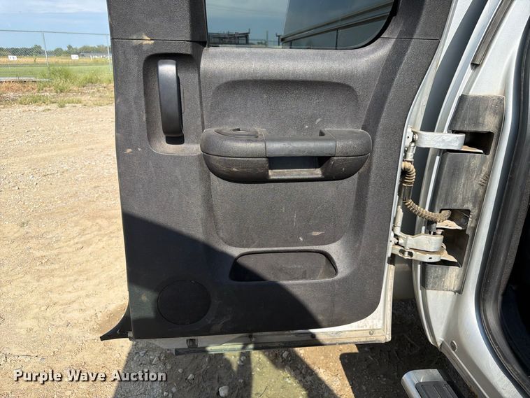 image for item FK3719 2012 Chevrolet Silverado 2500HD Ext. Cab utility bed pickup truck