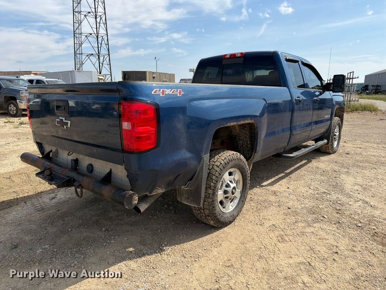 image for item FK3721 2017 Chevrolet Silverado 2500HD Ext. Cab pickup truck