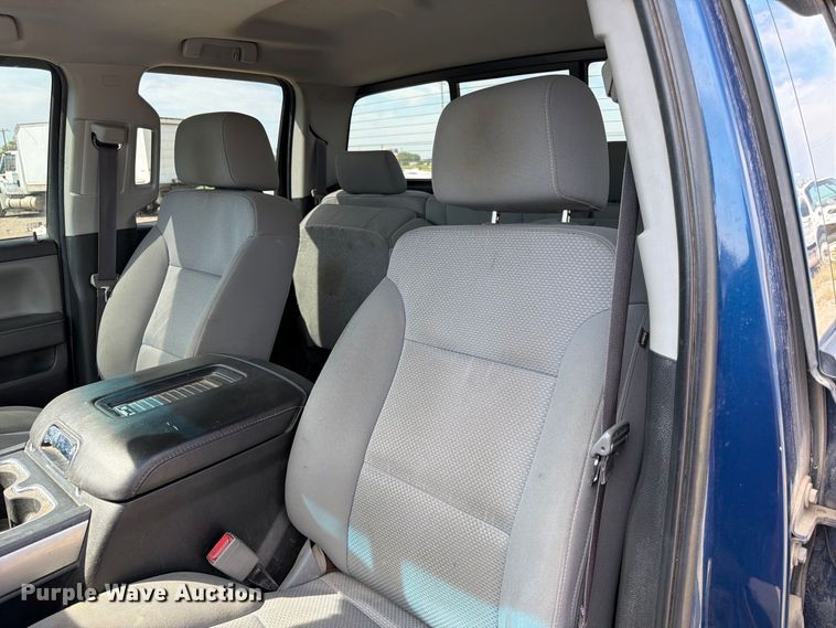 image for item FK3721 2017 Chevrolet Silverado 2500HD Ext. Cab pickup truck