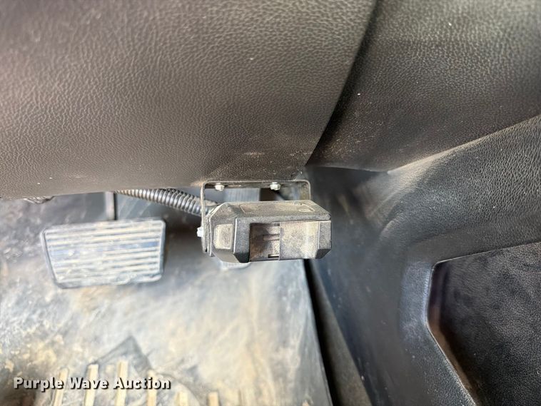 image for item FK3721 2017 Chevrolet Silverado 2500HD Ext. Cab pickup truck