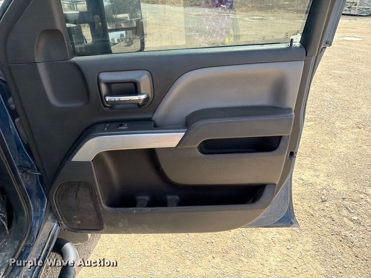 image for item FK3721 2017 Chevrolet Silverado 2500HD Ext. Cab pickup truck