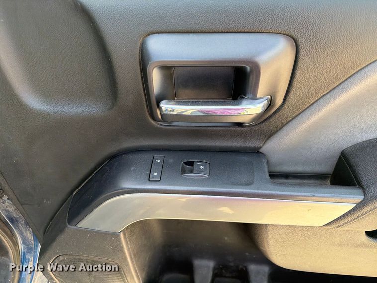 image for item FK3721 2017 Chevrolet Silverado 2500HD Ext. Cab pickup truck