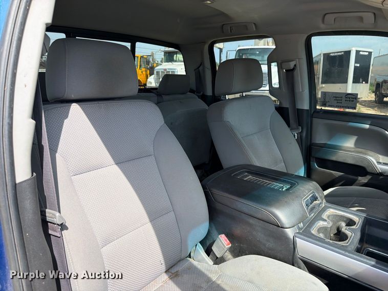 image for item FK3721 2017 Chevrolet Silverado 2500HD Ext. Cab pickup truck