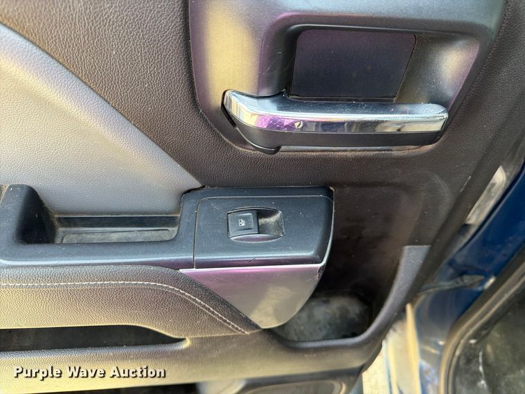 image for item FK3721 2017 Chevrolet Silverado 2500HD Ext. Cab pickup truck