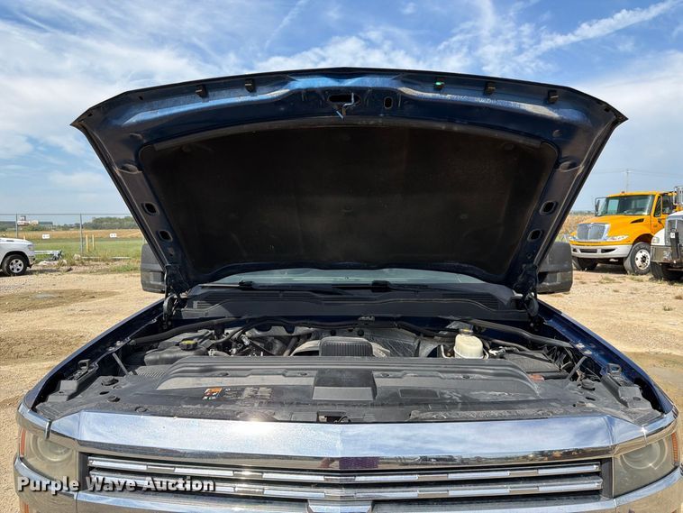 image for item FK3721 2017 Chevrolet Silverado 2500HD Ext. Cab pickup truck