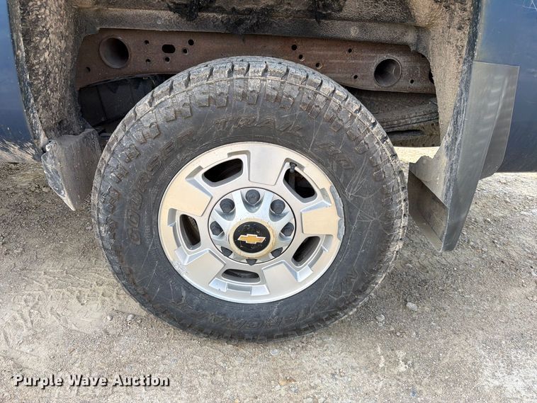 image for item FK3721 2017 Chevrolet Silverado 2500HD Ext. Cab pickup truck
