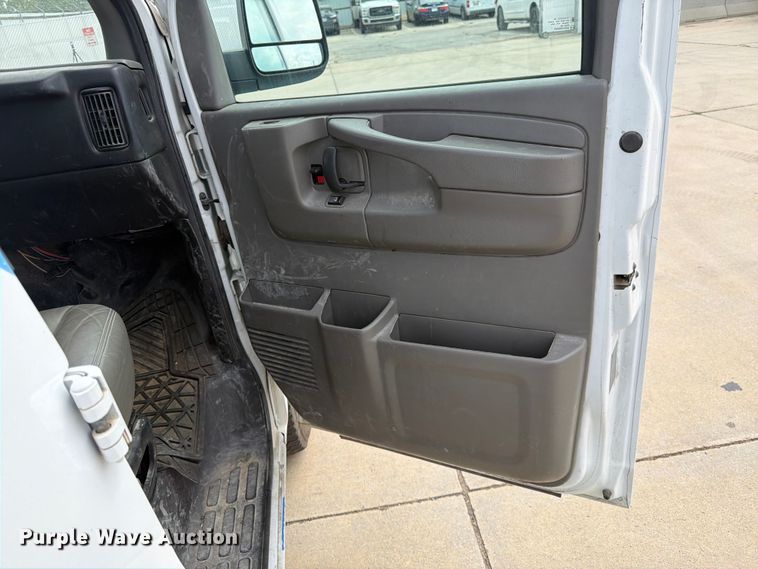 image for item FK4584 2014 Chevrolet Express 1500 van