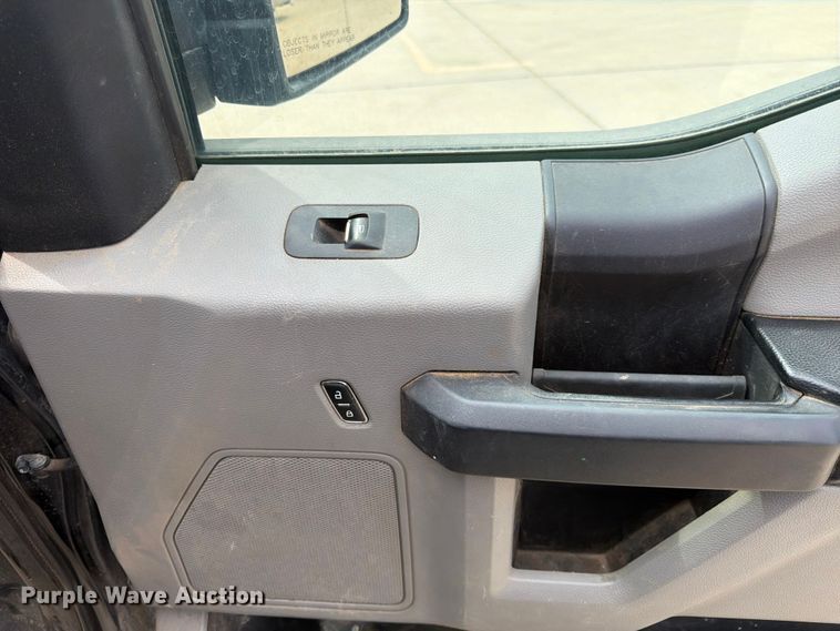 image for item FK4585 2018 Ford F150 Crew Cab pickup truck