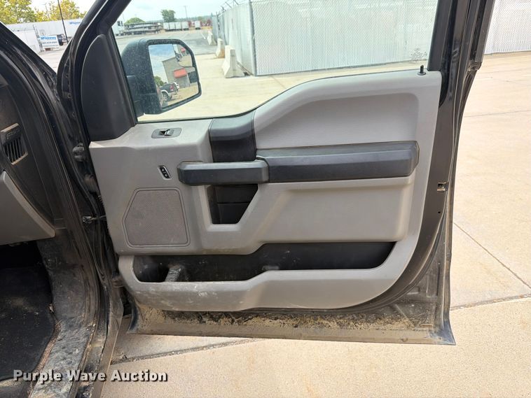 image for item FK4585 2018 Ford F150 Crew Cab pickup truck