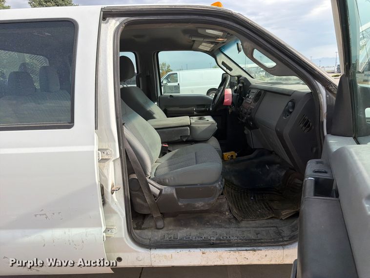 image for item FK4586 2016 Ford F550 dump flatbed truck