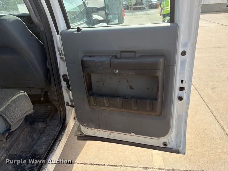 image for item FK4586 2016 Ford F550 dump flatbed truck