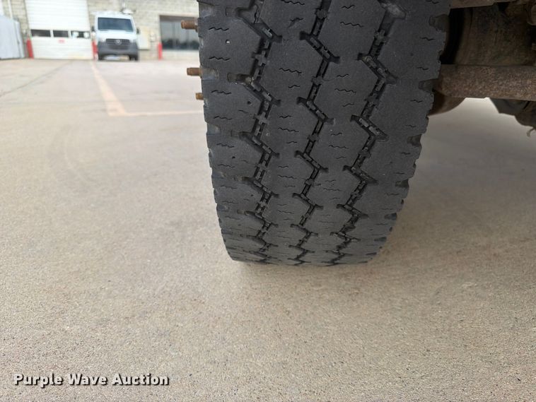 image for item FK4586 2016 Ford F550 dump flatbed truck