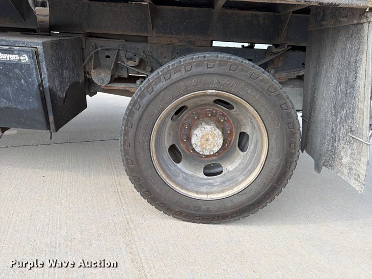 image for item FK4586 2016 Ford F550 dump flatbed truck