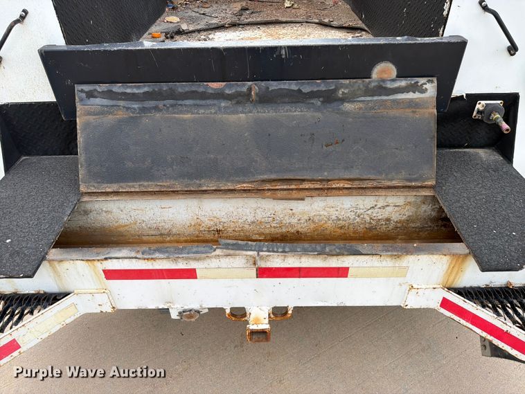 image for item FK4587 2015 Ford F550 utility / service truck