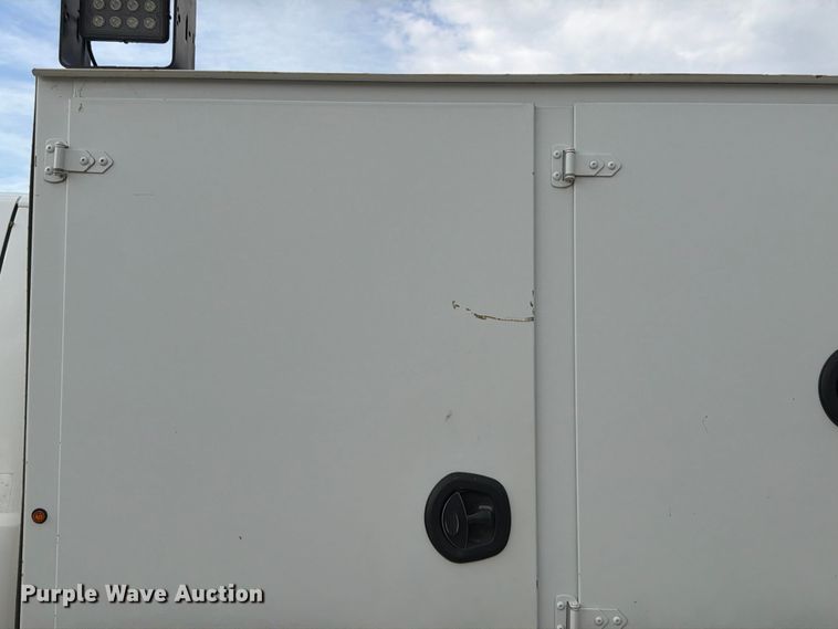 image for item FK4587 2015 Ford F550 utility / service truck