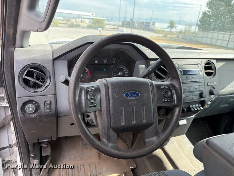image for item FK4587 2015 Ford F550 utility / service truck