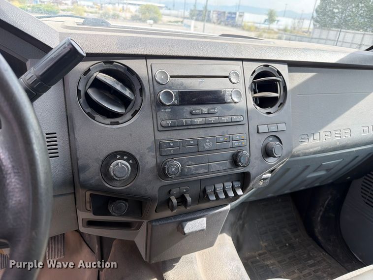 image for item FK4587 2015 Ford F550 utility / service truck