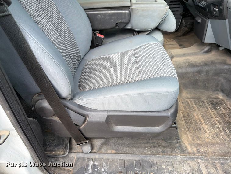 image for item FK4587 2015 Ford F550 utility / service truck