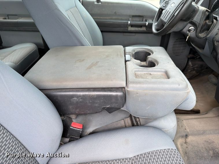 image for item FK4587 2015 Ford F550 utility / service truck