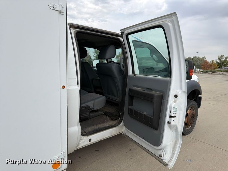 image for item FK4587 2015 Ford F550 utility / service truck