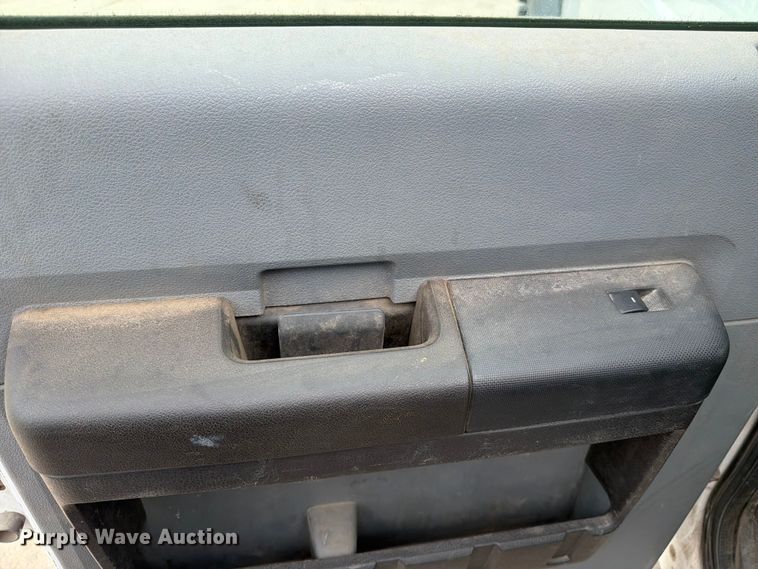 image for item FK4587 2015 Ford F550 utility / service truck