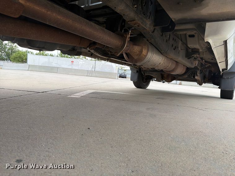 image for item FK4587 2015 Ford F550 utility / service truck