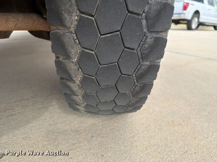 image for item FK4587 2015 Ford F550 utility / service truck
