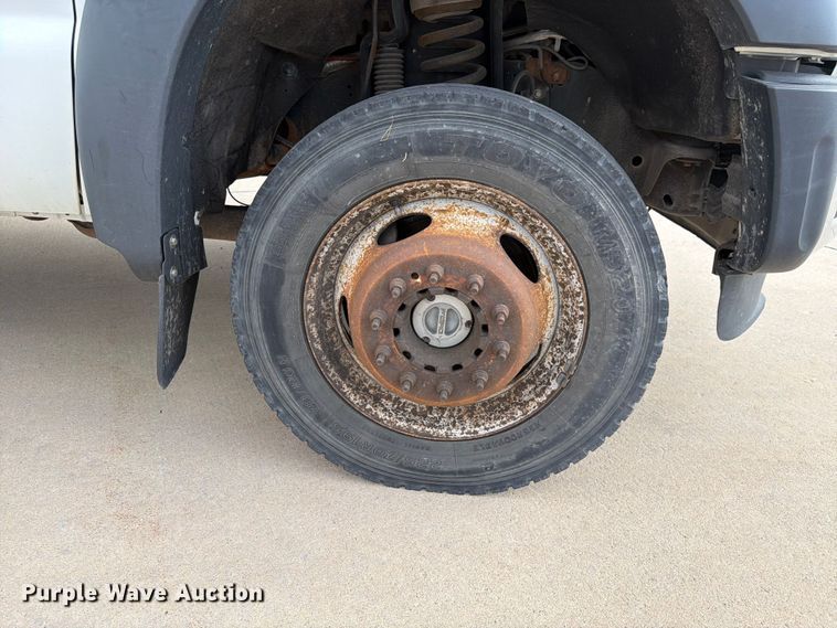 image for item FK4587 2015 Ford F550 utility / service truck